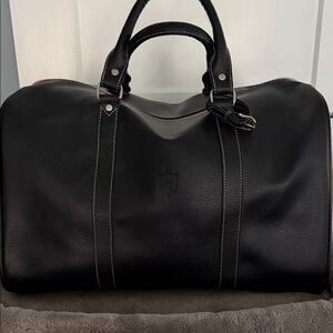 Barrington Black Travel Bag
